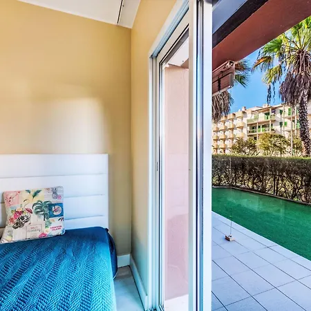 Lux Rocha By Interhome *